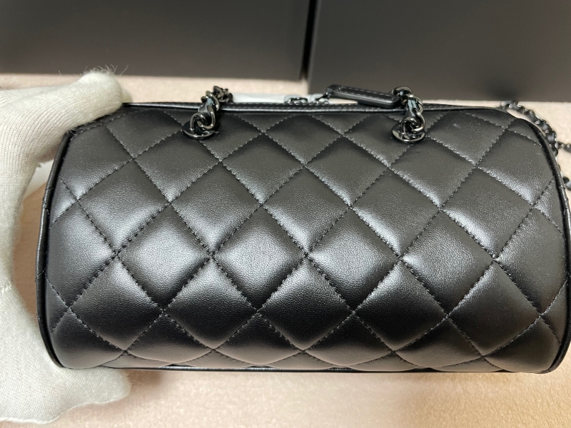 【激レア】CHANEL ミニボストンバッグ ソーブラック ブランドバンク フリマサイト ブラバン｜シャネル ミニボストン